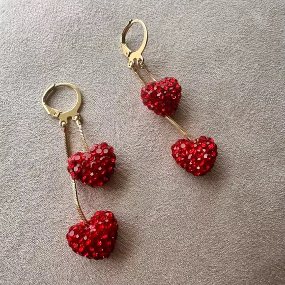 Glam Red Heart Drop Gold Earrings - Picture 3 of 6